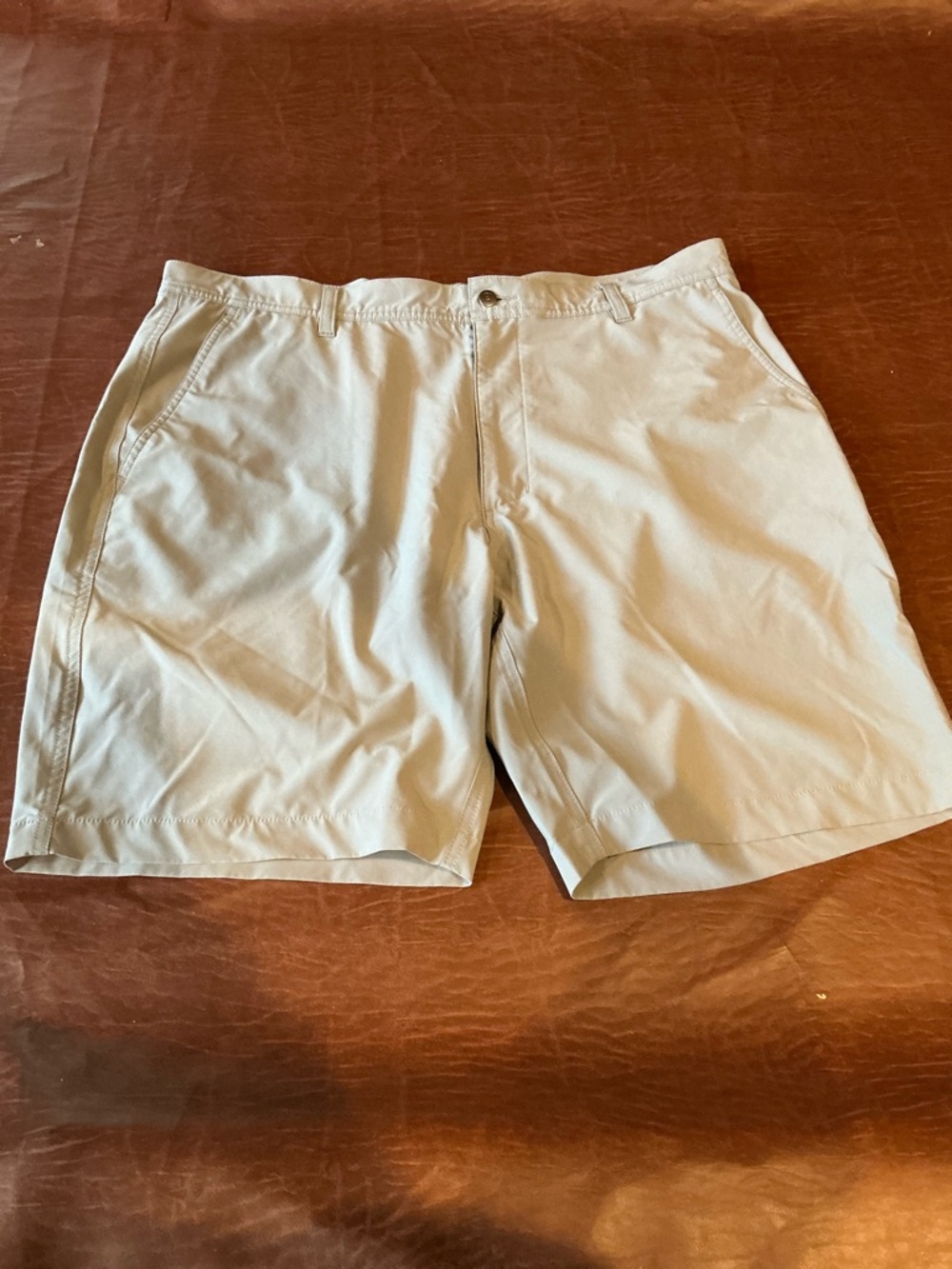 FootJoy Men's Light Beige Flat-Front Golf Shorts